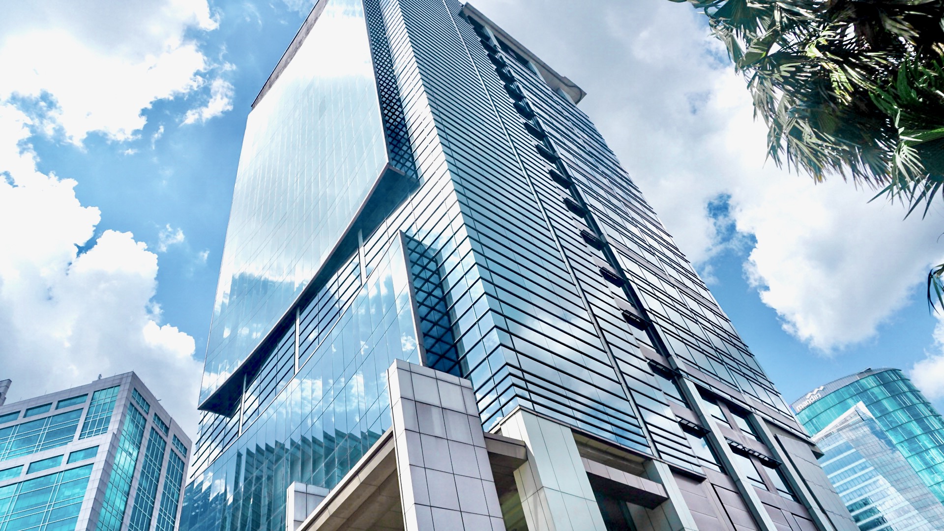 Penerapan AI dalam Otomatisasi Bisnis: Cara Cerdas Meningkatkan Efisiensi dan Produktivitas